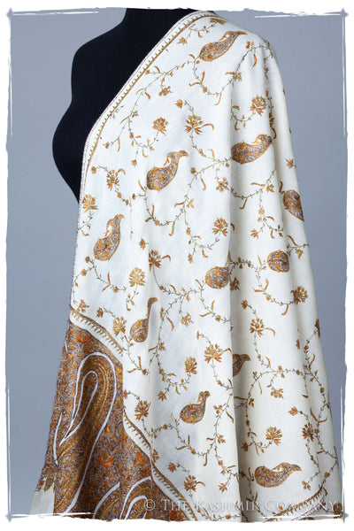 Ivoire de Gold Orient Paisley Kashmir Shawl