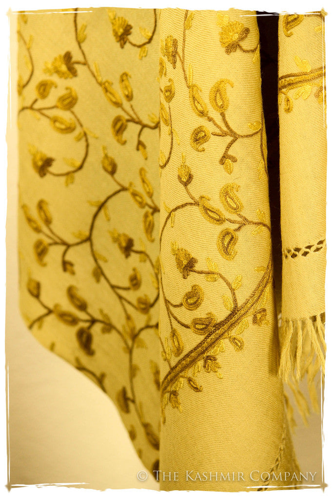 The Nature’s Candlelight Shawl