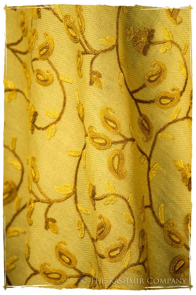 The Nature’s Candlelight Shawl