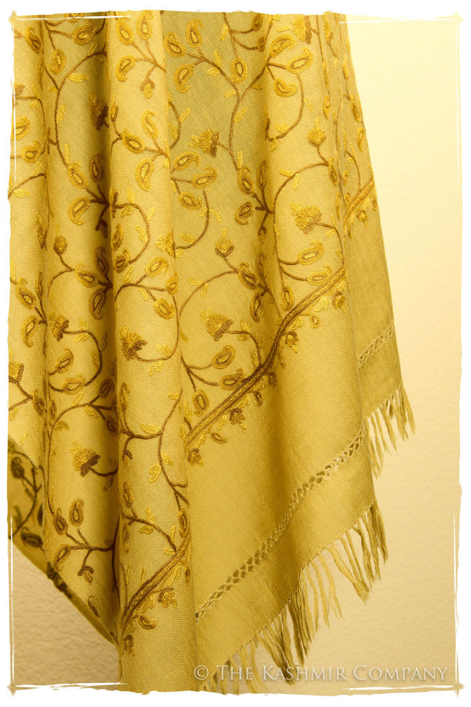 The Nature’s Candlelight Shawl
