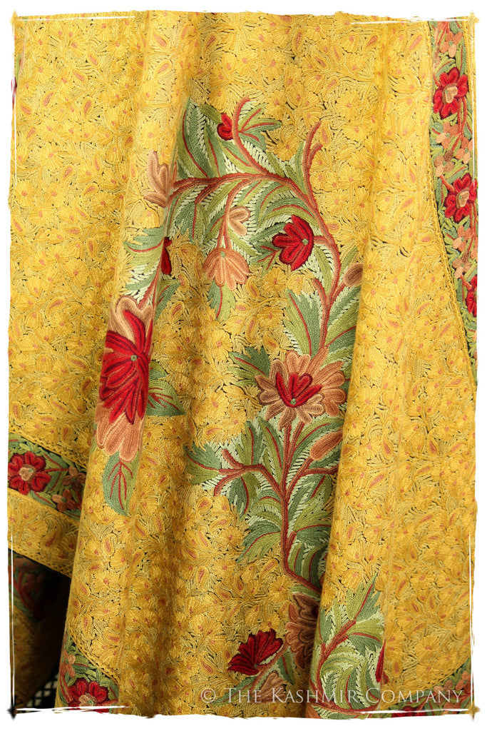 The Golden Antiquaires Shawl of Giving