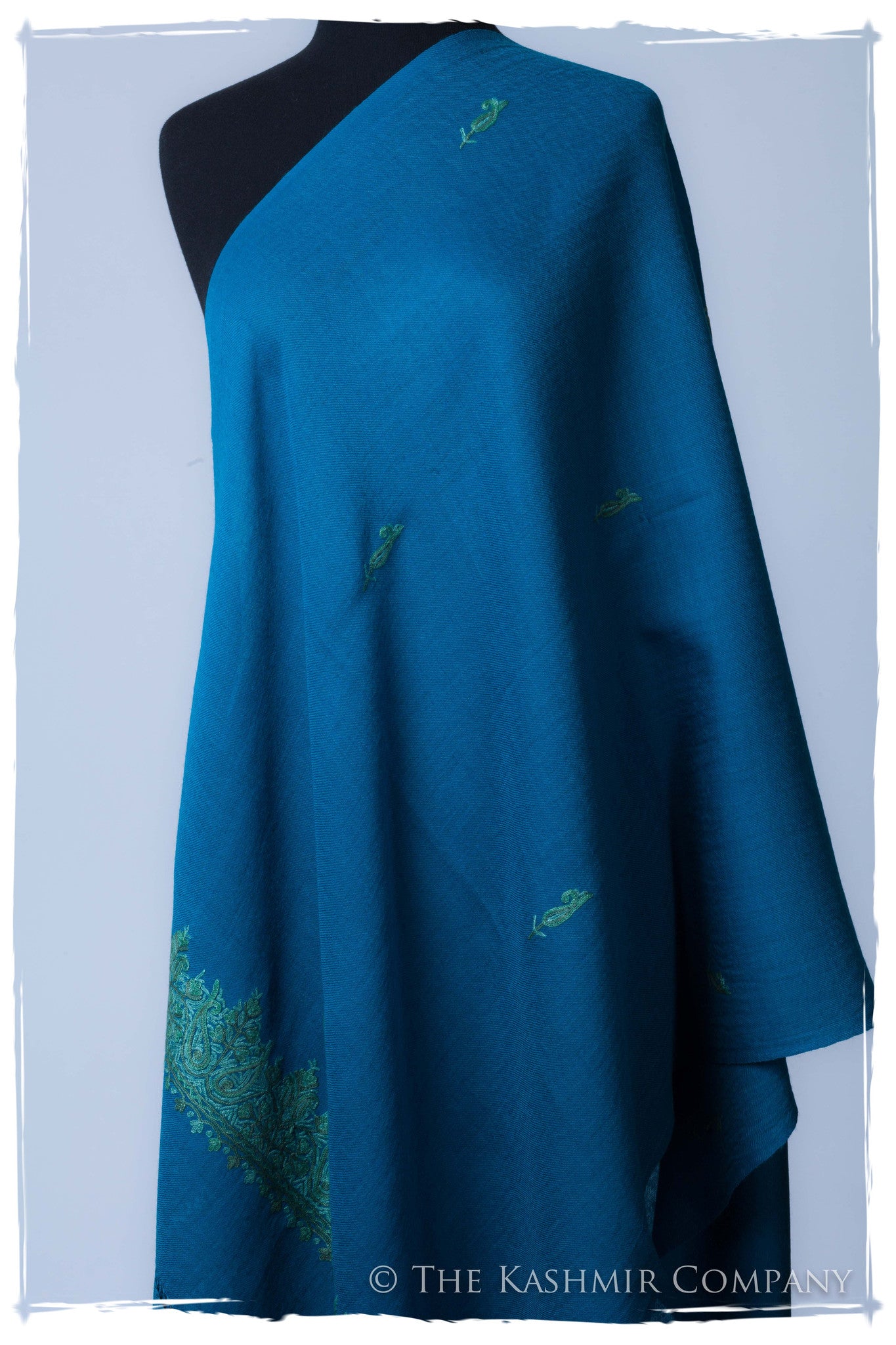 Celestial Frontière Paisley Gift Shawl