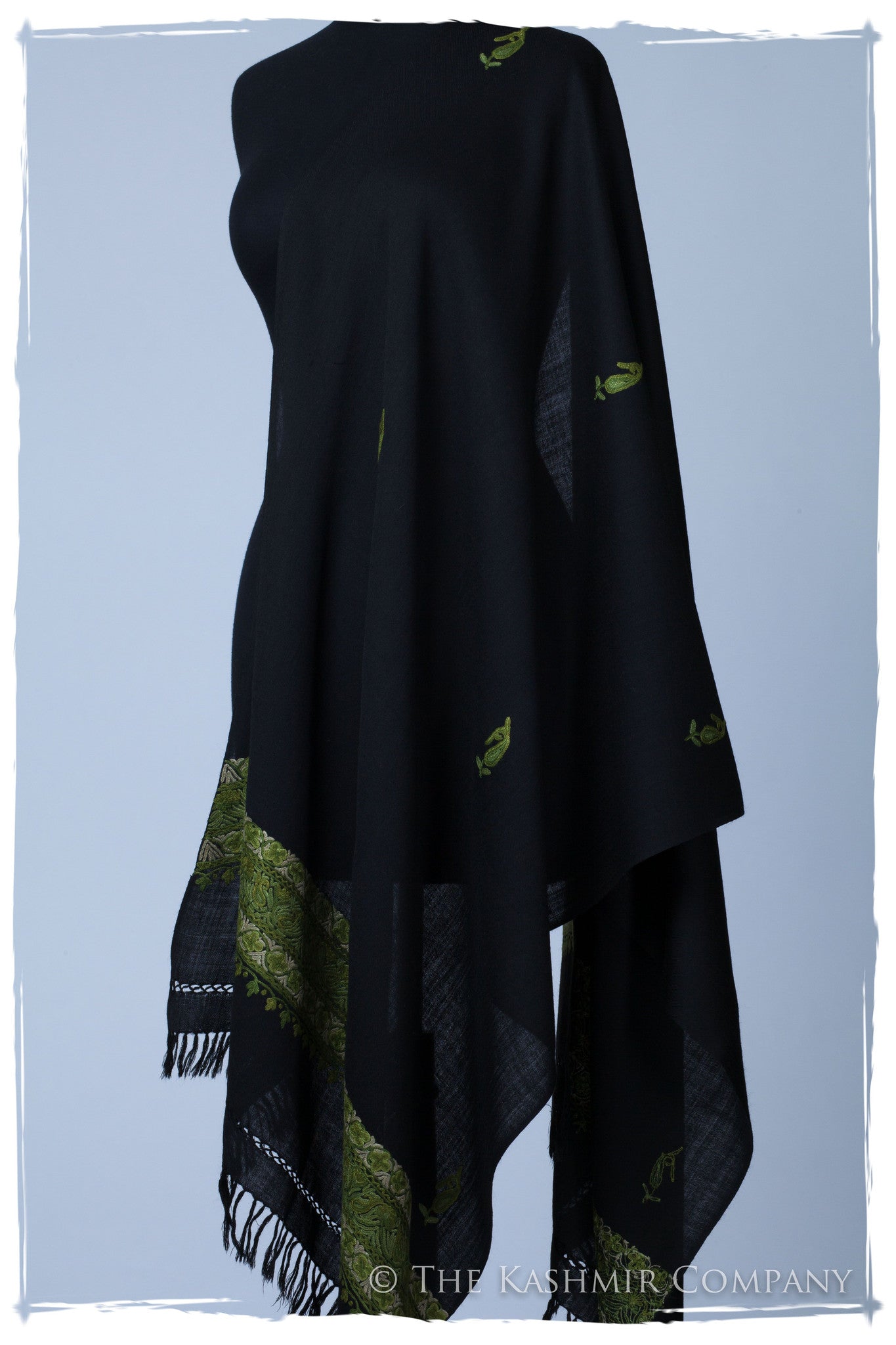 Green Trois Frontières Noir Jardin Gift Shawl