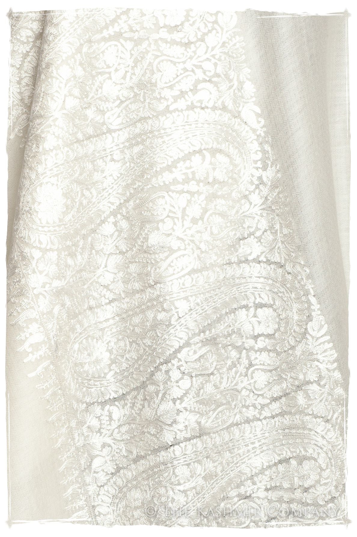 The Sophistiqué Ivoire Royale Paisley Shawl