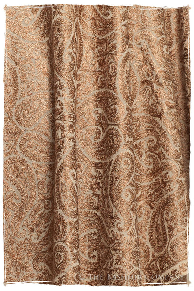 The Célébration Fabuleuse Gold Paisley Shawl