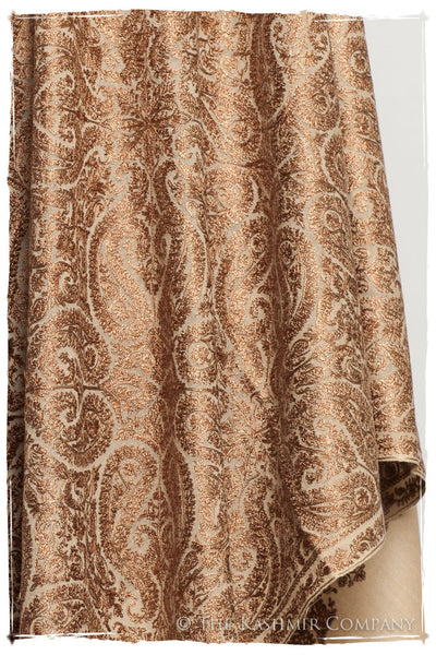 The Célébration Fabuleuse Gold Paisley Shawl