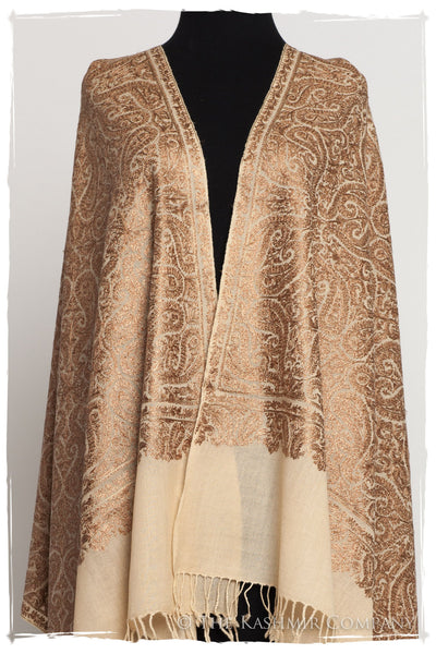 The Célébration Fabuleuse Gold Paisley Shawl