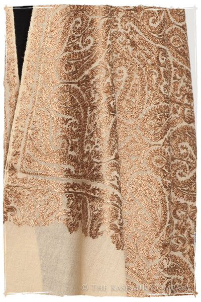 The Célébration Fabuleuse Gold Paisley Shawl