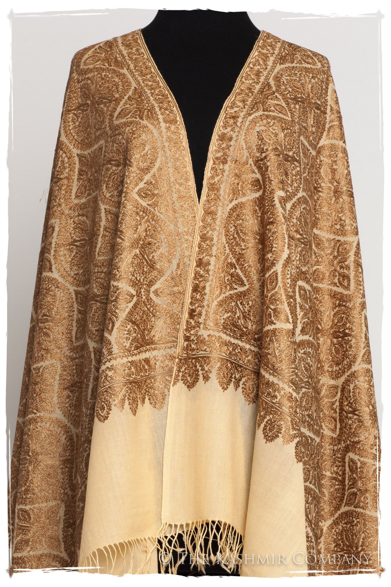 The Célébration Fabuleuse Gold Shawl