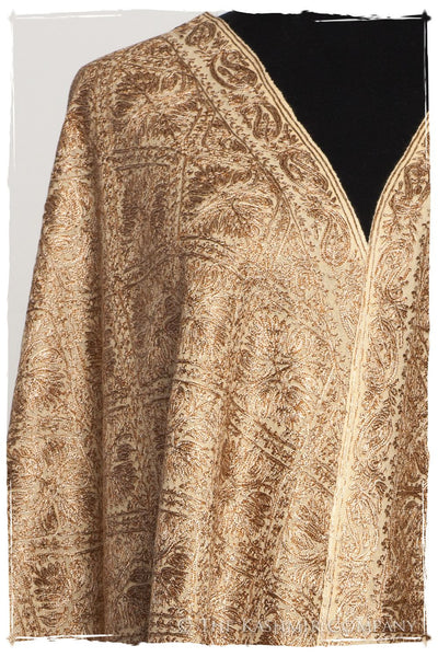 The Célébration Fabuleuse Gold Shawl