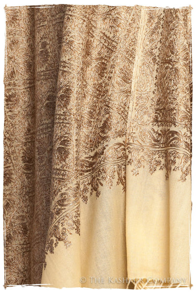 The Célébration Fabuleuse Gold Shawl