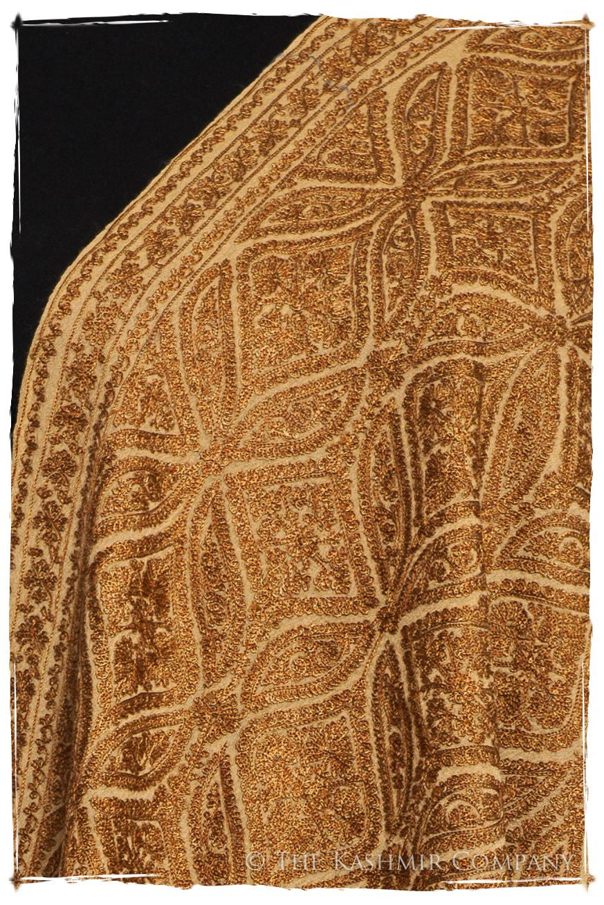 The Célébration Fabuleuse Gold Shawl