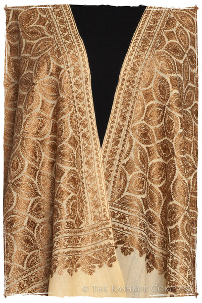 The Célébration Fabuleuse Gold Shawl