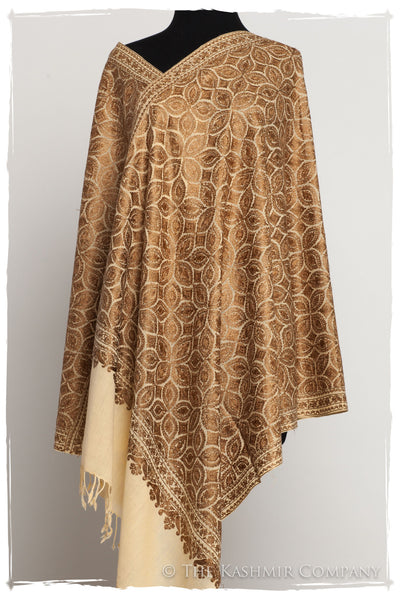 The Célébration Fabuleuse Gold Shawl