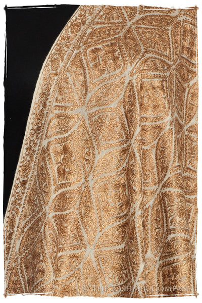 The Célébration Fabuleuse Gold Shawl