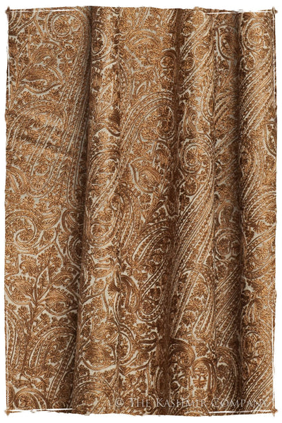 The Célébration Fabuleuse Gold Paisley Shawl