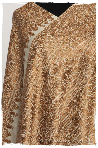 The Célébration Fabuleuse Gold Paisley Shawl