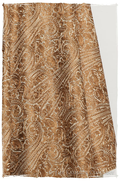 The Célébration Fabuleuse Gold Paisley Shawl