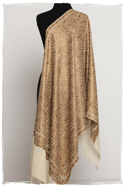 The Célébration Fabuleuse Gold Shawl