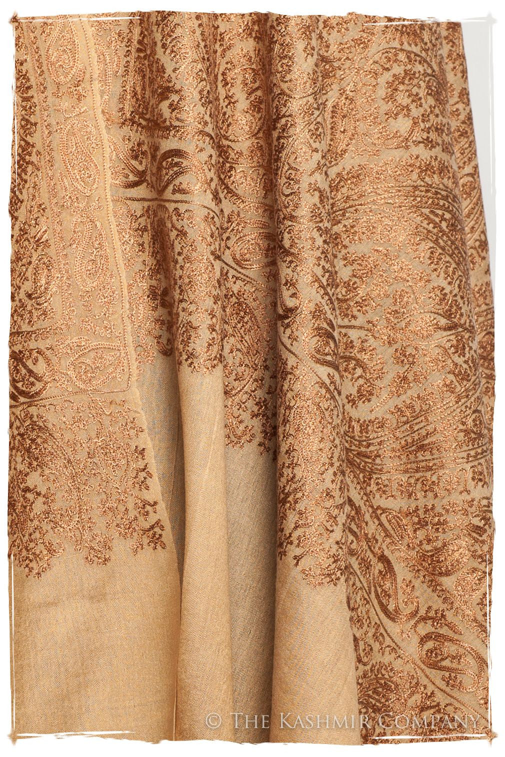The Célébration Fabuleuse Gold Shawl