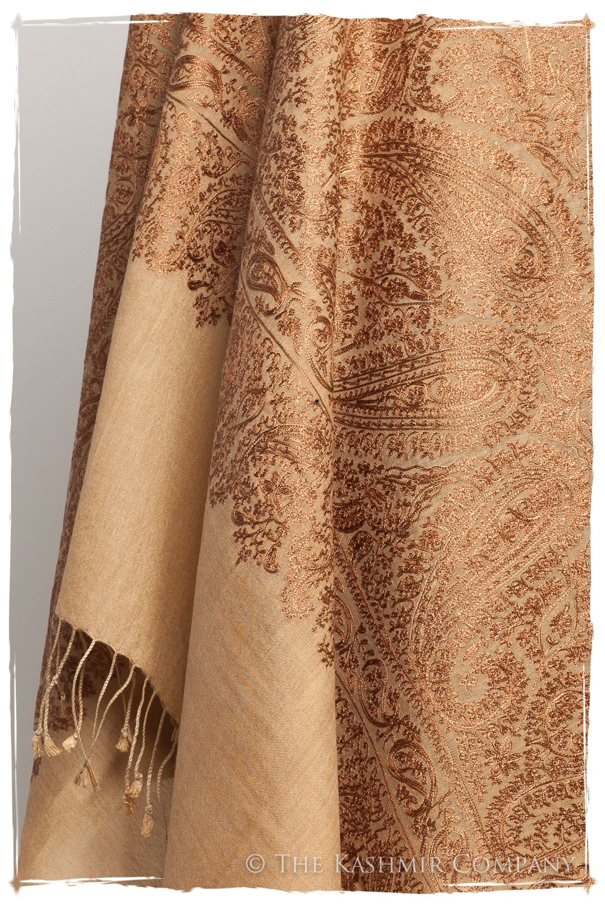 The Célébration Fabuleuse Gold Shawl