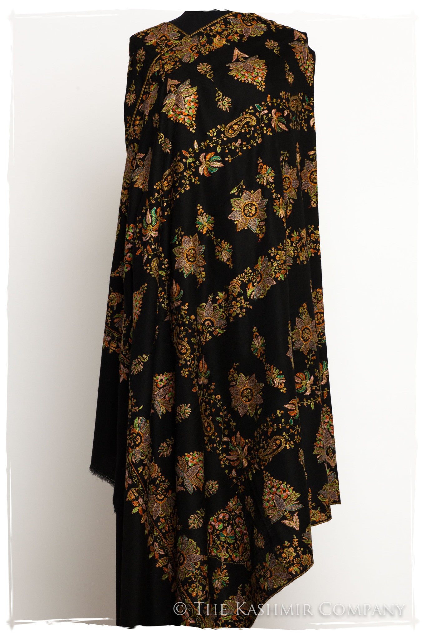 The Jardin d’or Pashmina Shawl