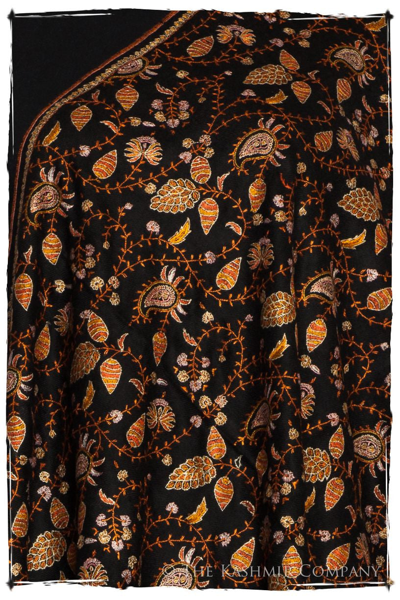 The Midnight Stroll - Grand Pashmina Shawl