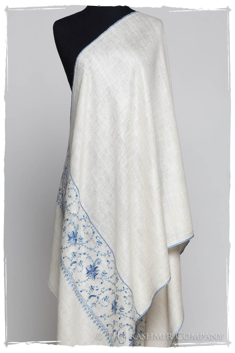 Jardin Bleu Frontière Ivoire L'amour Soft Cashmere Scarf/Shawl