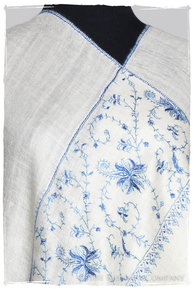 Jardin Bleu Frontière Ivoire L'amour Soft Cashmere Scarf/Shawl