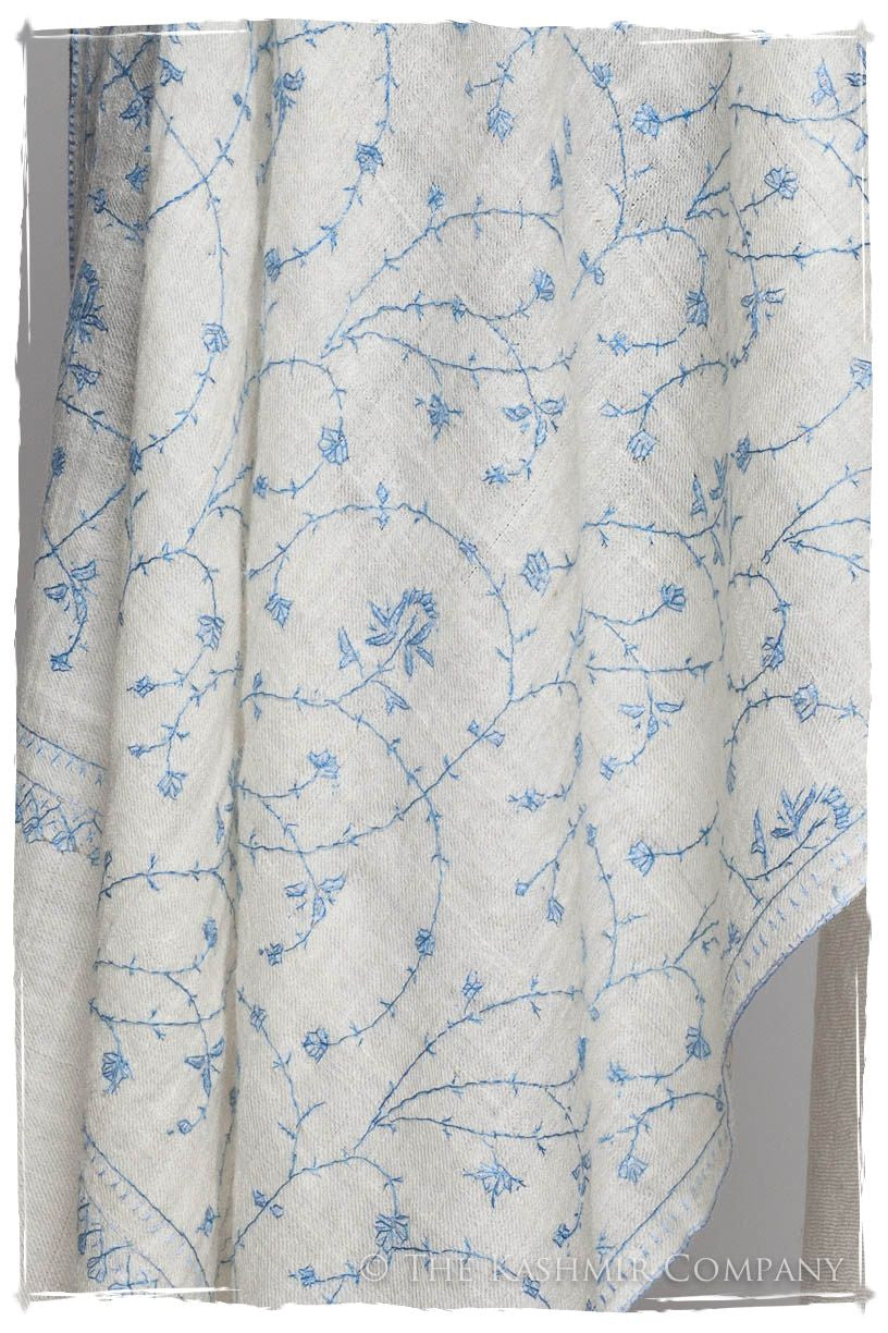 Sapphire Bleu Bijou Jardin L'amour Soft Cashmere Scarf/Shawl