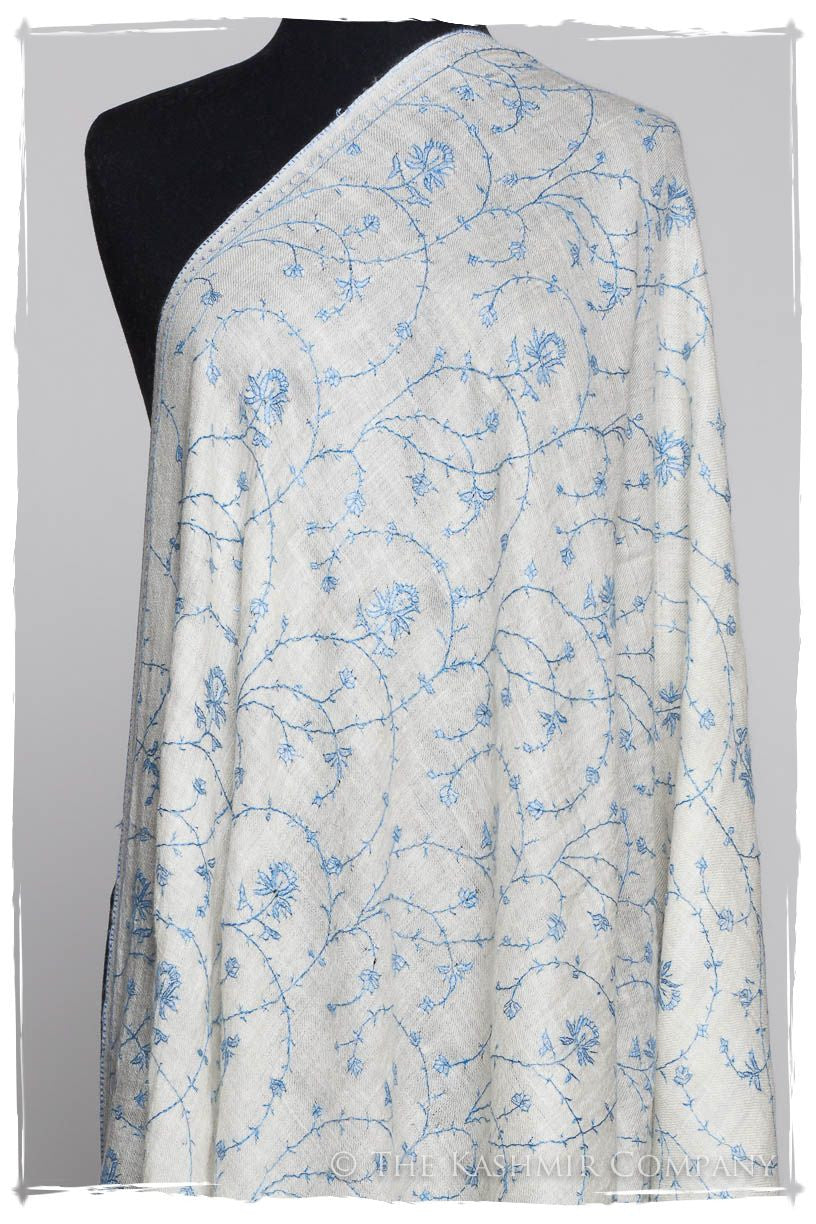 Sapphire Bleu Bijou Jardin L'amour Soft Cashmere Scarf/Shawl