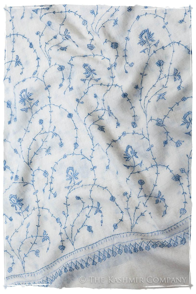 Sapphire Bleu Bijou Jardin L'amour Soft Cashmere Scarf/Shawl