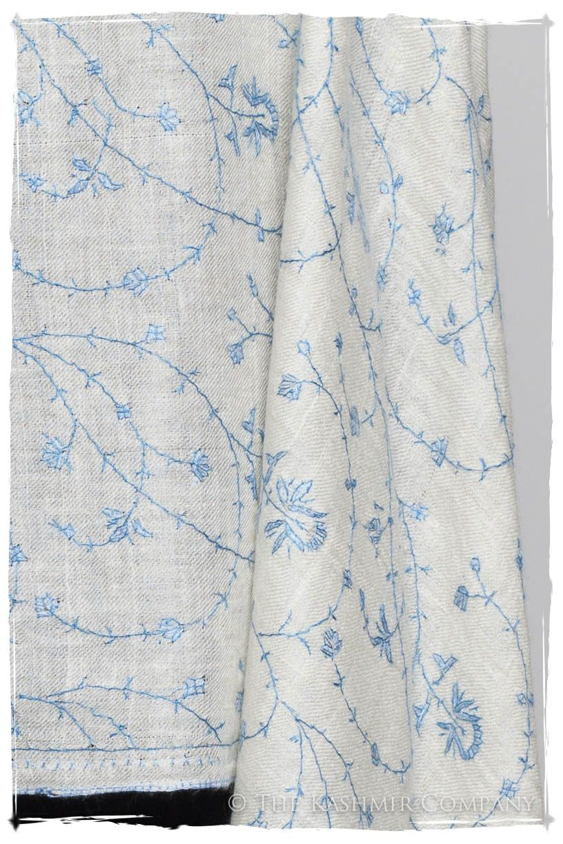 Sapphire Bleu Bijou Jardin L'amour Soft Cashmere Scarf/Shawl