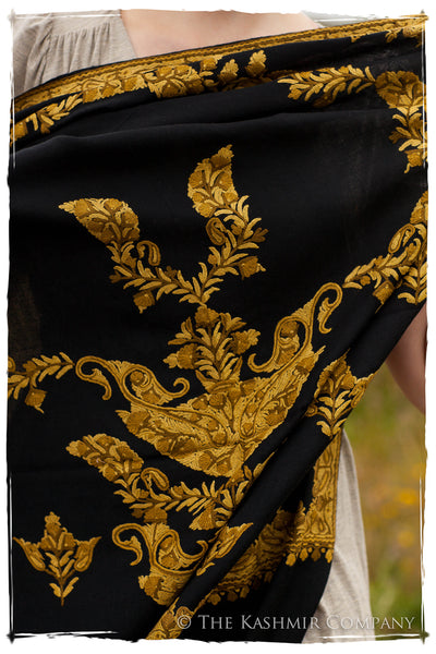 Frontiere des Feuilles Oro Shawl