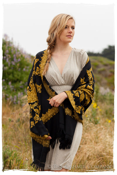 Frontiere des Feuilles Oro Shawl
