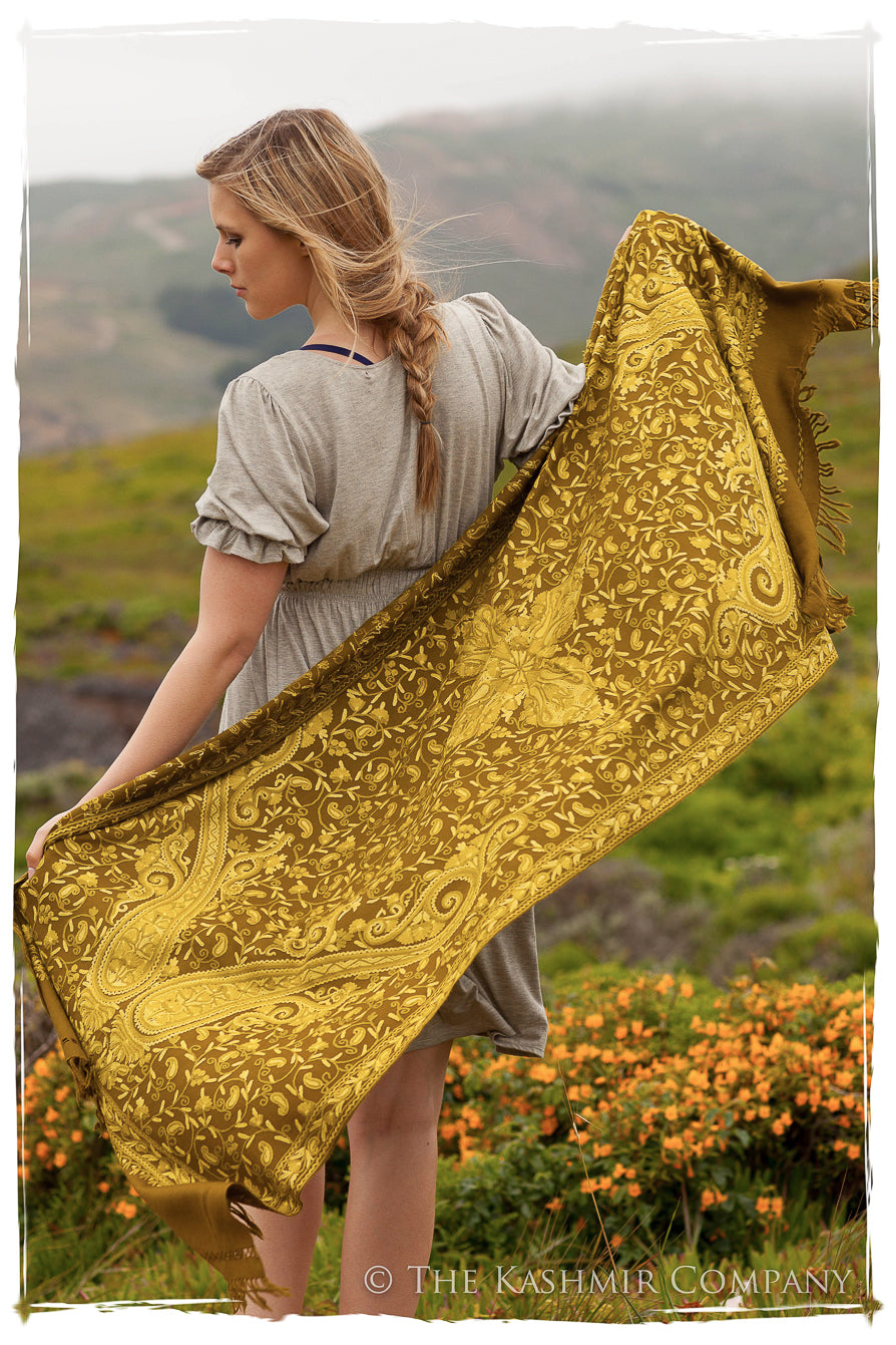 Rococo Mousse Verte Palais Antiquaires Shawl