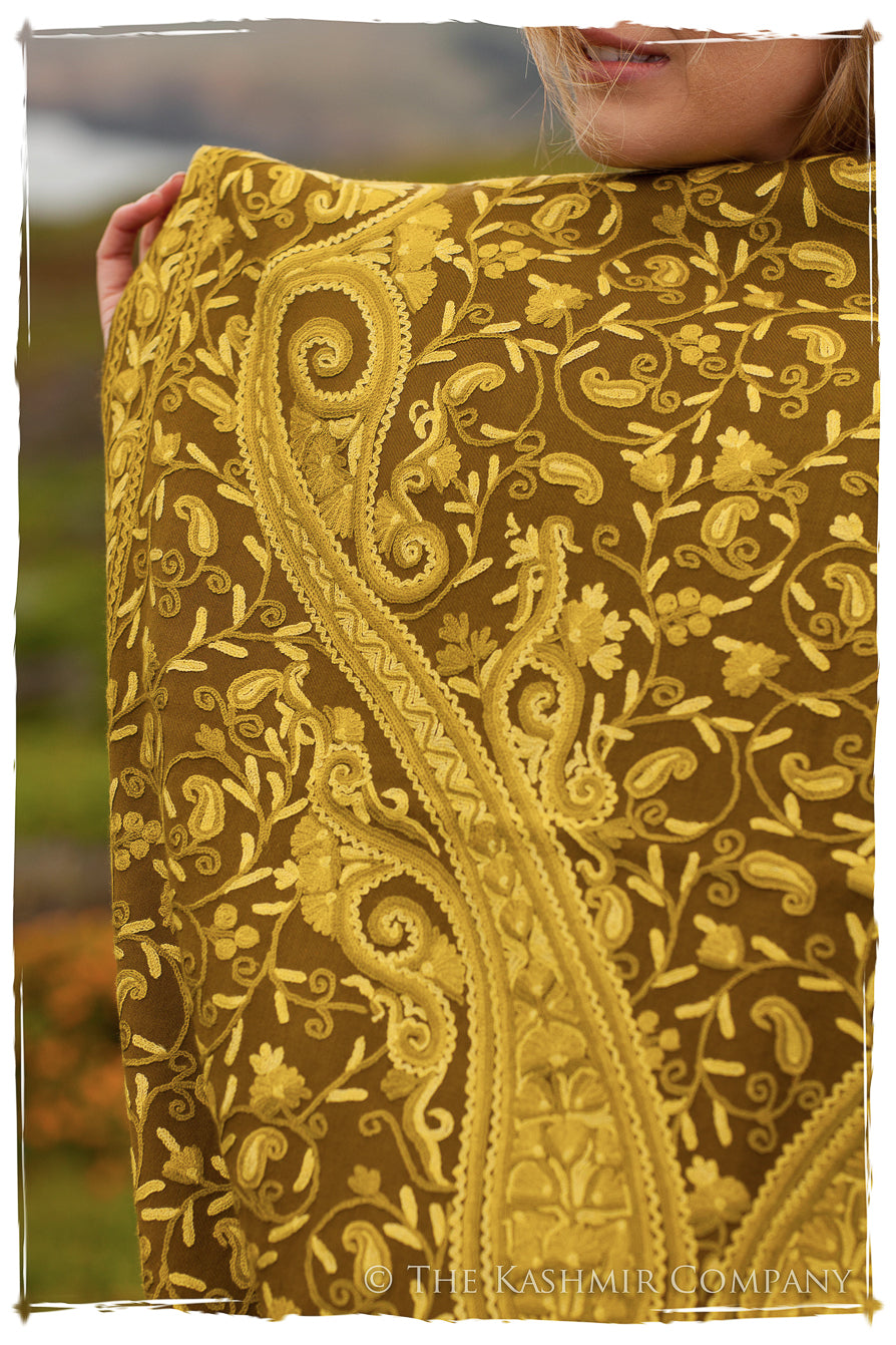 Rococo Mousse Verte Palais Antiquaires Shawl