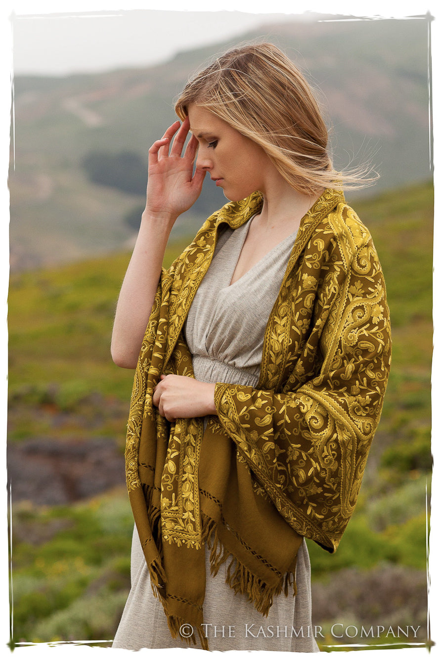 Rococo Mousse Verte Palais Antiquaires Shawl