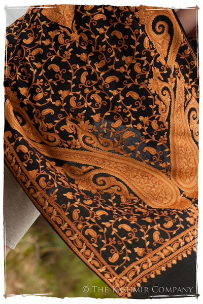 Oro de Californie Royale Paisley Shawl