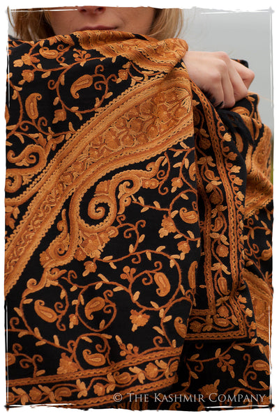 Oro de Californie Royale Paisley Shawl