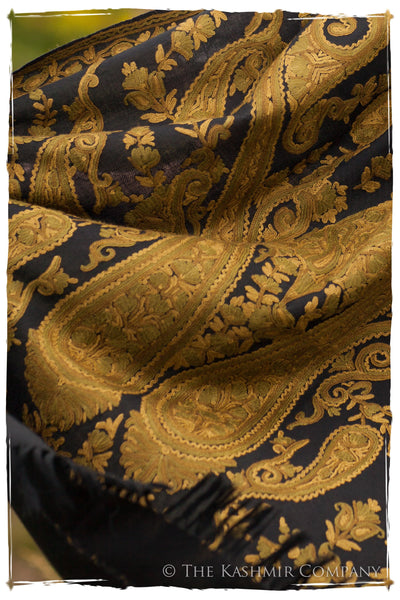 Rococo Mousse de Napa Palais Antiquaires Shawl