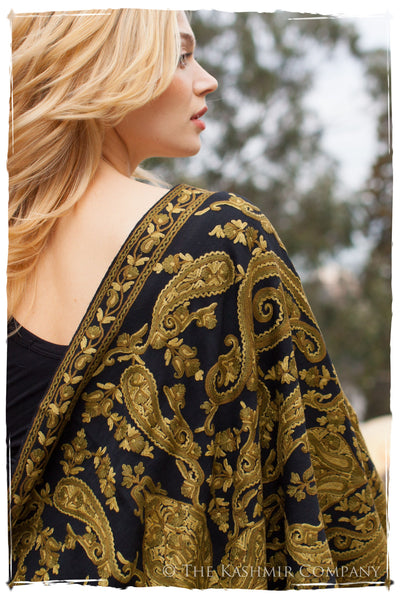 Rococo Vert Palais Antiquaires Shawl