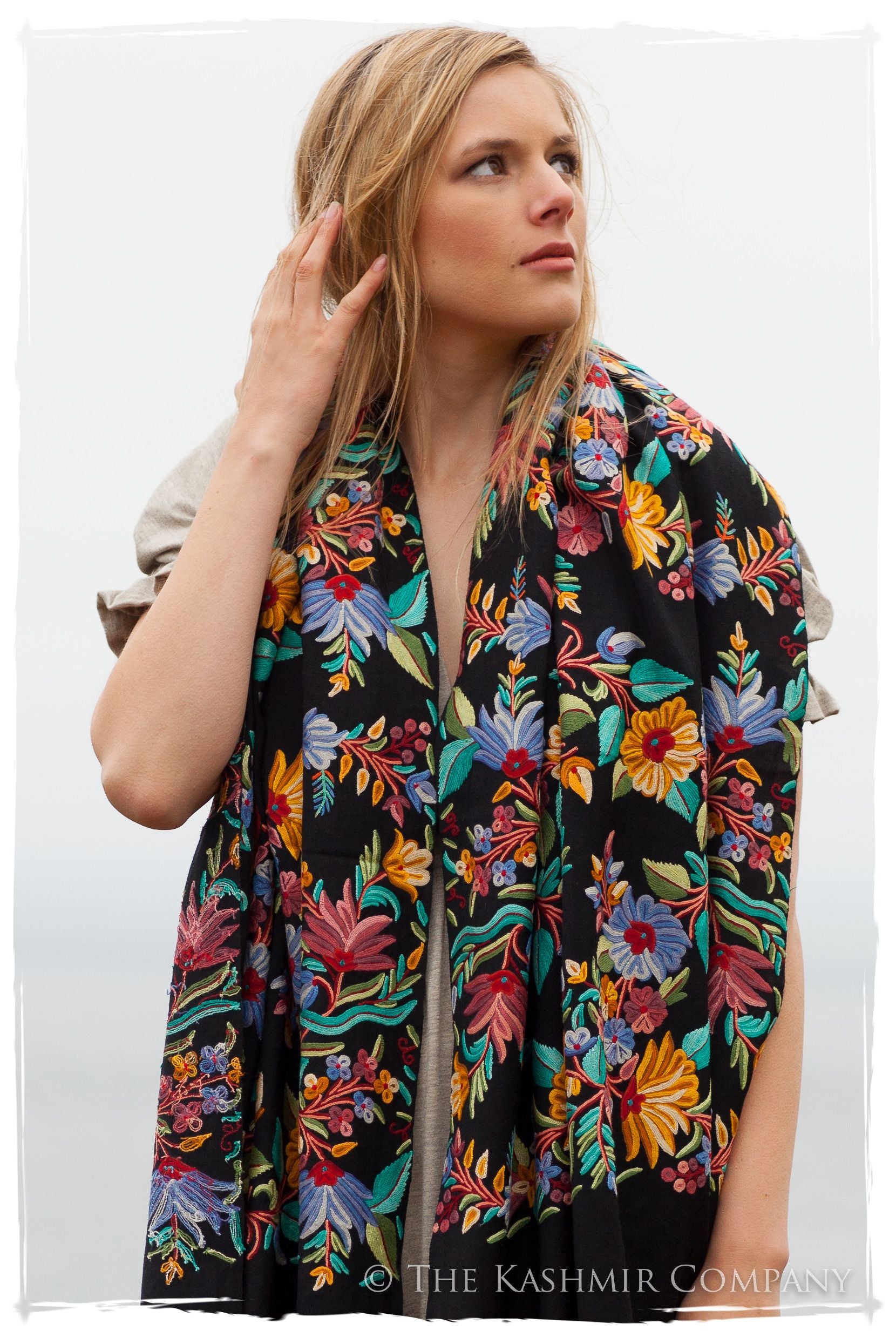 Romance Jardin d'Eden Antiquaires Shawl