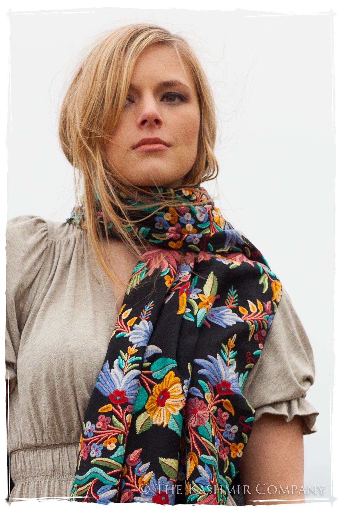 Romance Jardin d'Eden Antiquaires Shawl