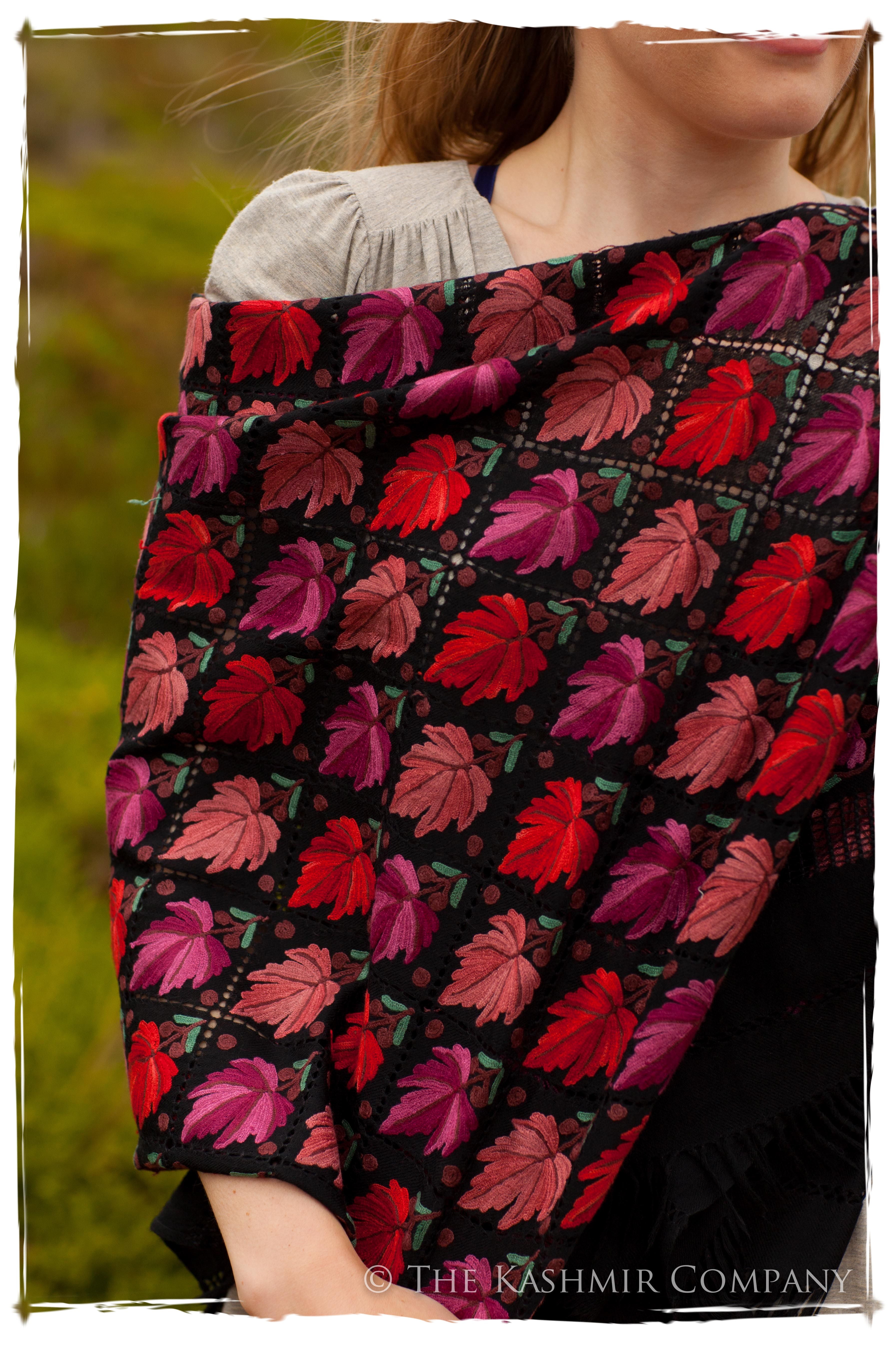Les Nouvelles Fil Dessiné Française Maple Noir Shawl