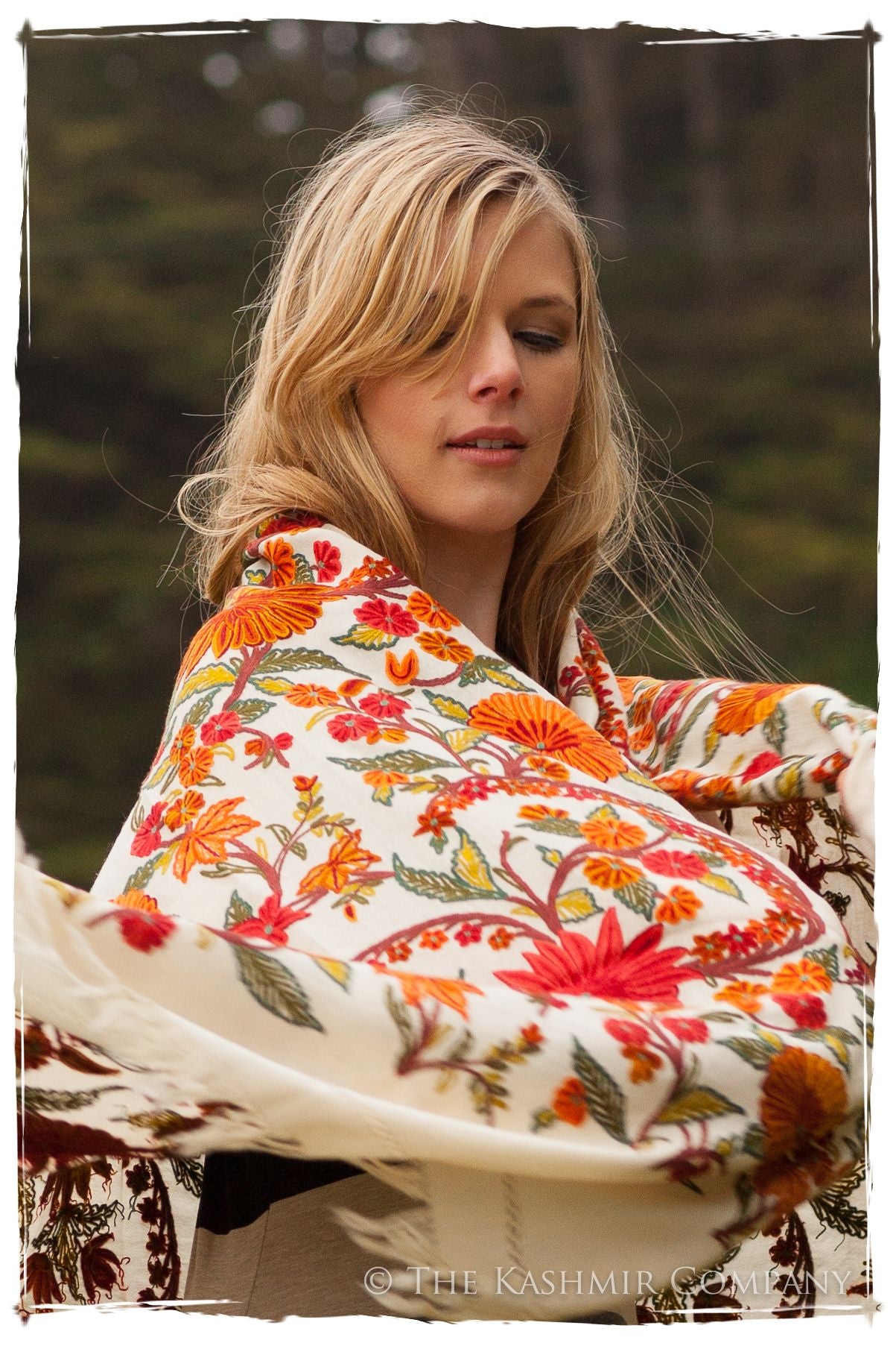 Fleurs du Soleil Contour Ivoire Renoirs Dream Shawl