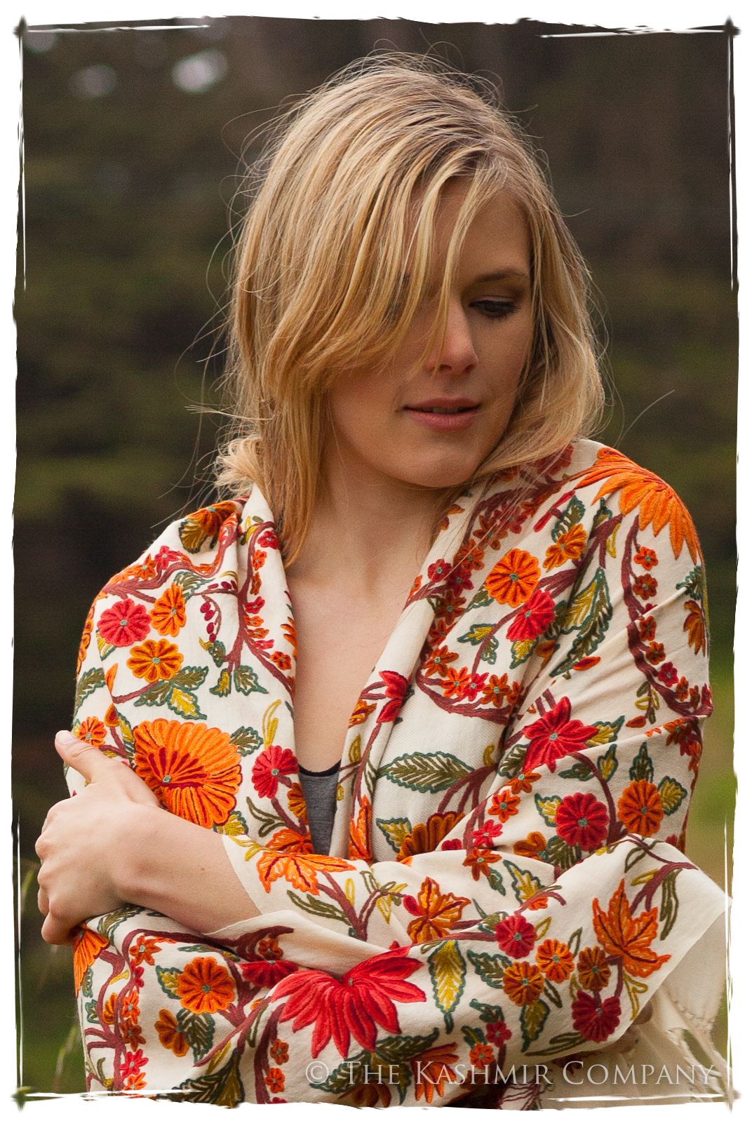 Fleurs du Soleil Contour Ivoire Renoirs Dream Shawl