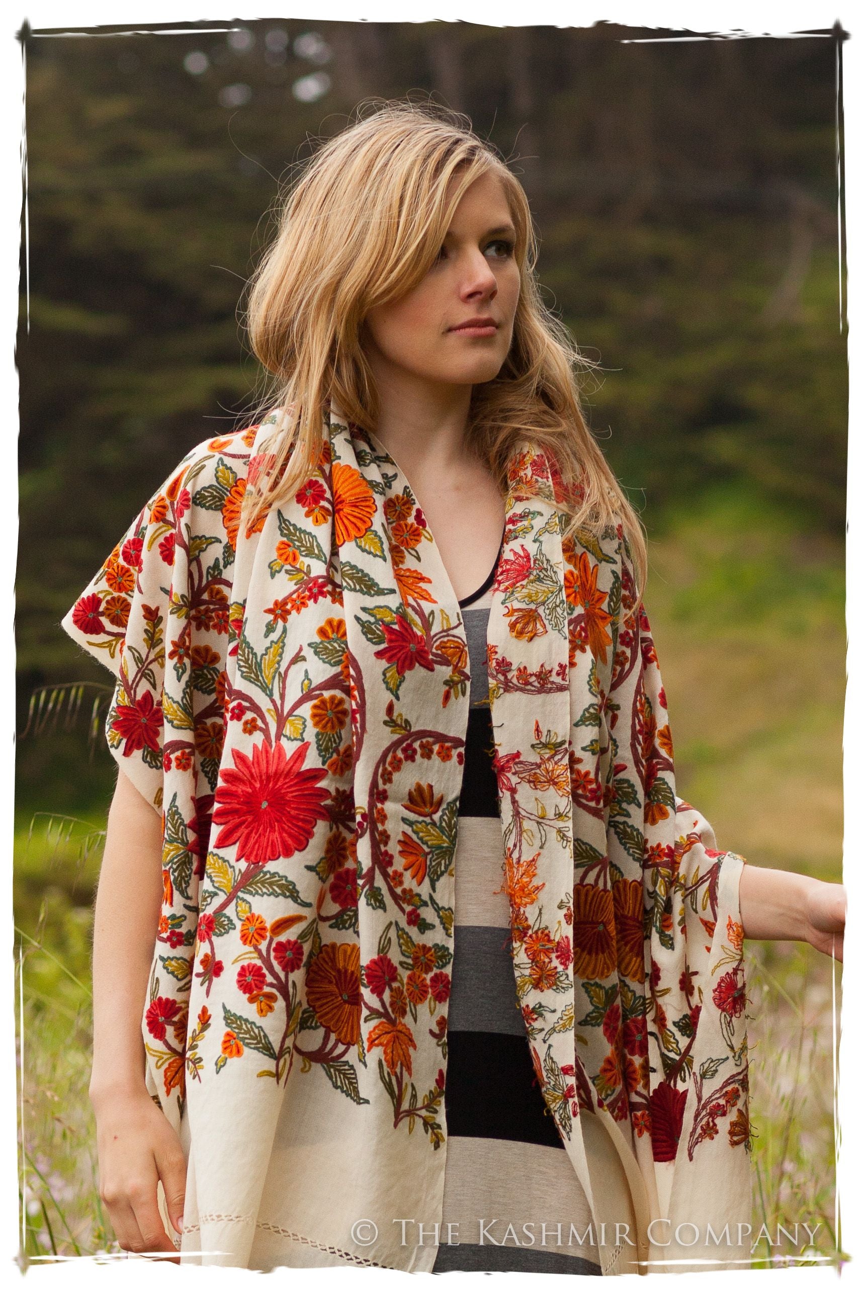 Fleurs du Soleil Contour Ivoire Renoirs Dream Shawl
