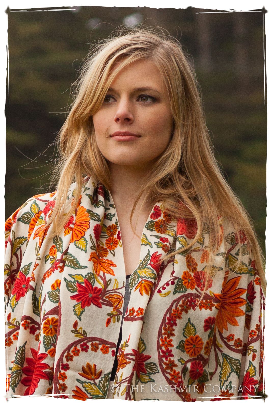 Fleurs du Soleil Contour Ivoire Renoirs Dream Shawl