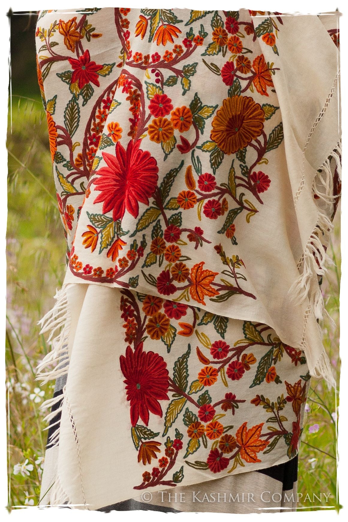 Fleurs du Soleil Contour Ivoire Renoirs Dream Shawl